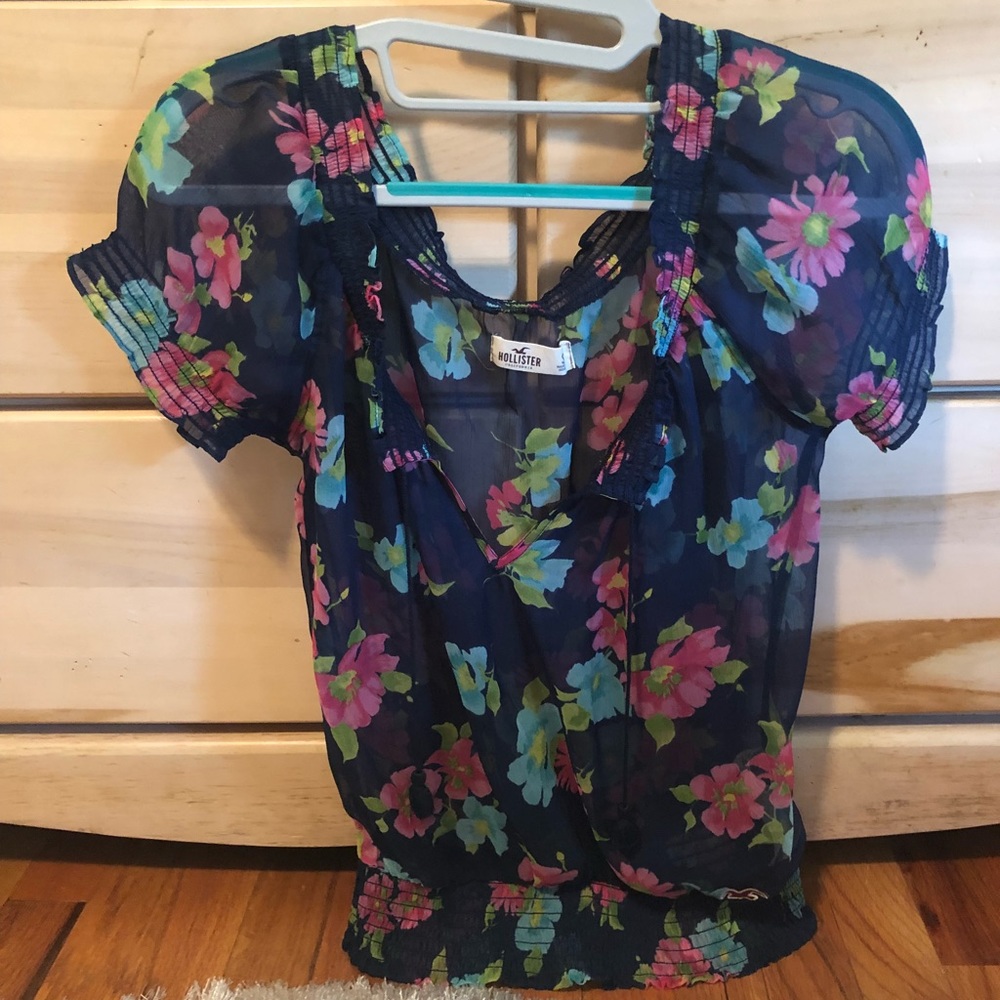 Hollister Floral top